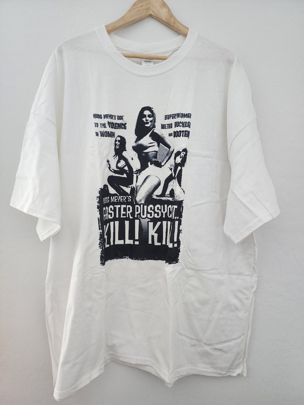 New Gildan Faster Pussycat Kill! Kill! Movie Graphic Tee - White, 4XL